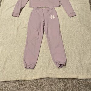 Love, fire | Kids Small | Light Purple Cropped Sweatset | GUC